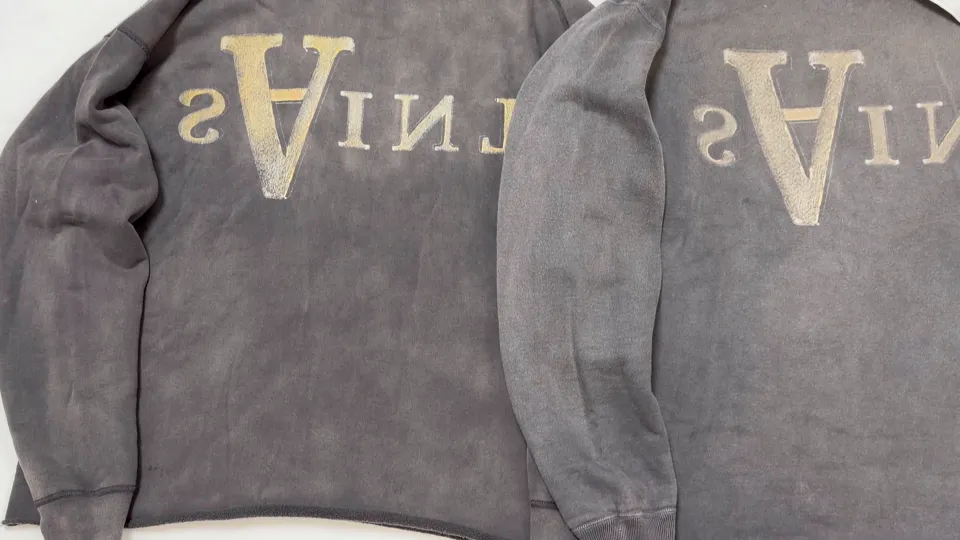 Authentic VS plate-making SAINT Mxxxxxx HOODIE/ANARCHY/BLK Mirror reverse SAINT hooded sweatshirt/ANARCHY barrage virgin hoodie S-XL Assute dyeing, heavy washing and water fading, multi-bit wormhole destruction treatment, genuine plate-making and mold opening, the difference is shown in the picture and made! Authentic level printing process, correct main mark/wash mark ⚠️Note: This model does not have the little angel mark